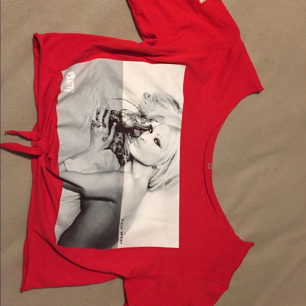 Crop top
